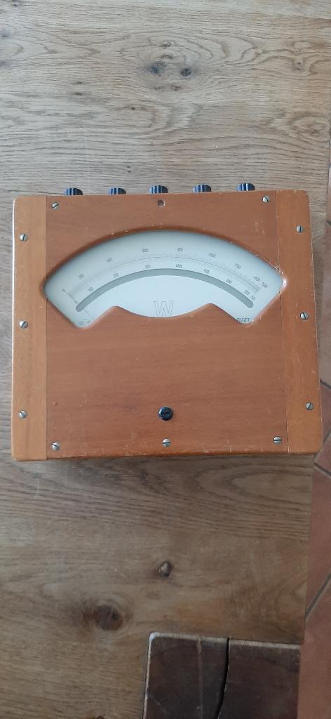 Nostalgische Watt meter, Doe-het-zelf en Verbouw, Meetapparatuur, Ophalen of Verzenden, Gebruikt, Elektriciteit