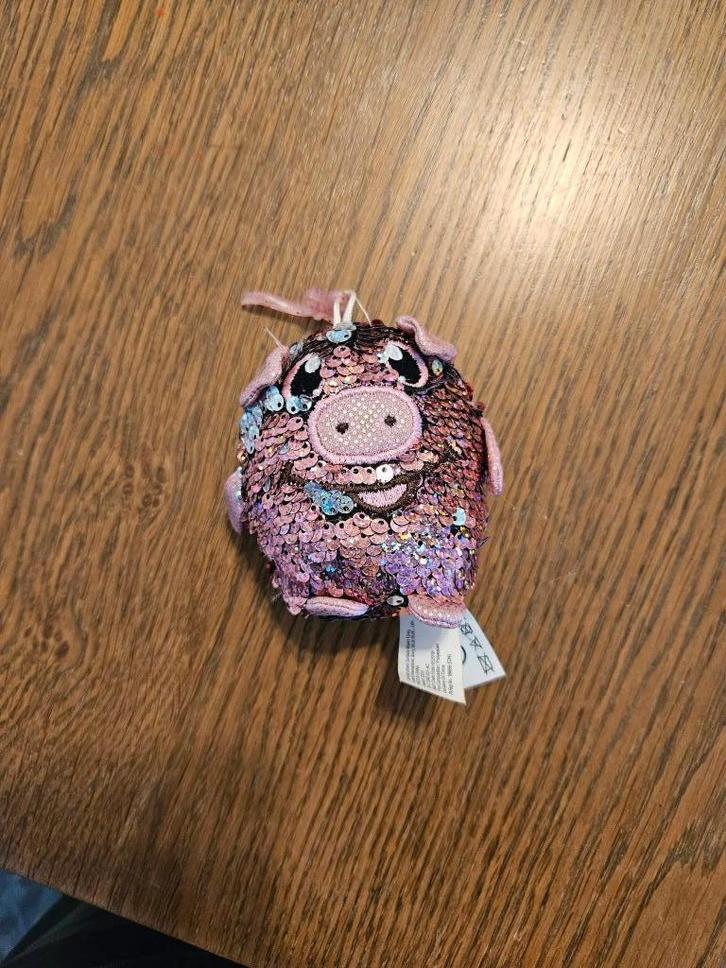 leuk glitter popje   (dv10, Verzamelen, Poppen, Zo goed als nieuw, Pop, Ophalen of Verzenden