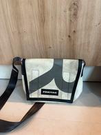 Freitag tas wit, Ophalen of Verzenden, Zo goed als nieuw, Wit