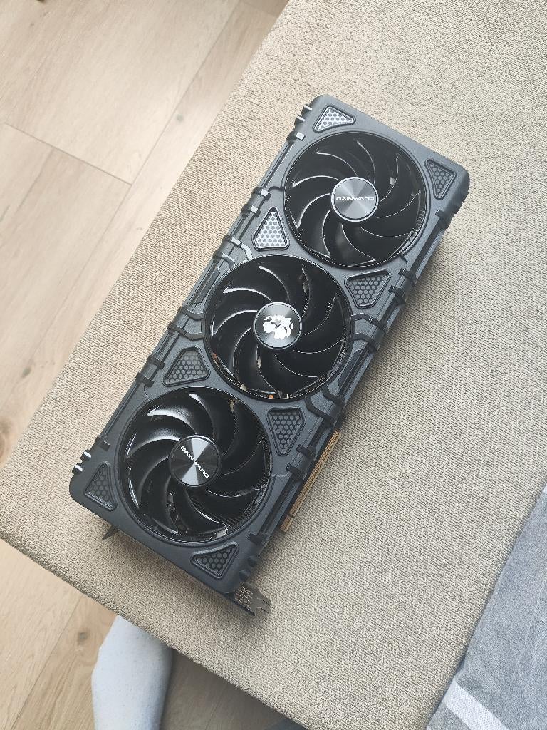 Gainward Phantom RTX 5070 Ti - 16GB - Silent - Cool - NVIDIA, Computers en Software, Videokaarten, Ophalen, Overige soorten, Zo goed als nieuw