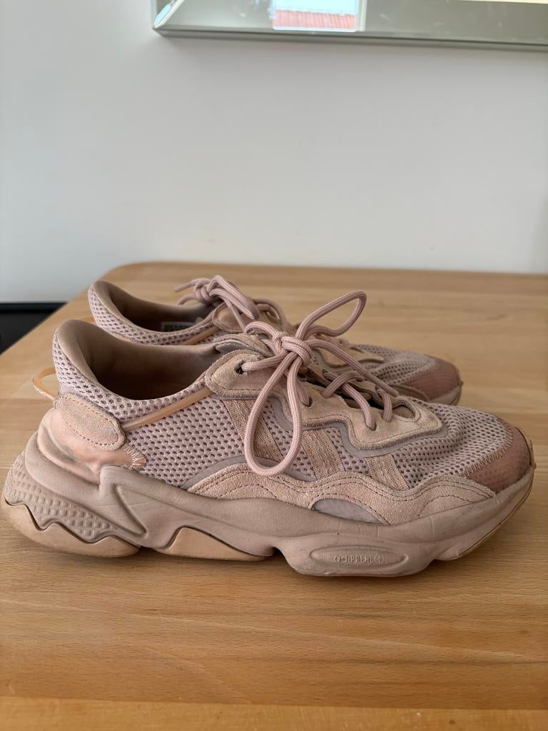 Adidas Ozweego sneakers, Ophalen of Verzenden, Gedragen, Roze, Sneakers of Gympen