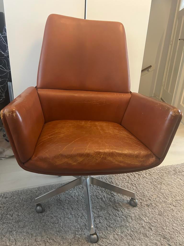 Vintage Finn Juhl executive chair model 210 (zelfzaam!), Ophalen, Gebruikt, 75 tot 100 cm, Leer