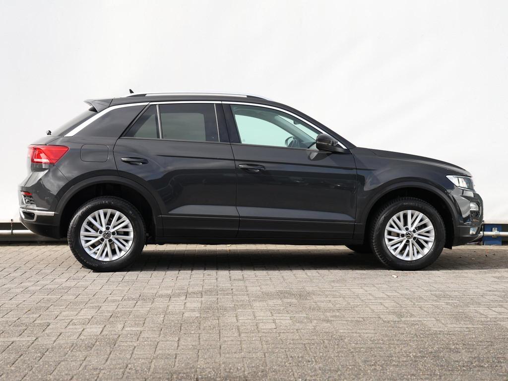 Volkswagen T-Roc 1.5 TSI Style Business 150 pk | Navigatie |, Voorwielaandrijving, Stof, 4 cilinders, 150 pk