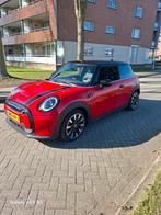 Mini 3-deurs (f56) Electric 184pk Aut 2023 Rood, Auto's, Mini, 1340 kg, 4 stoelen, 93 kWh, 102 pk