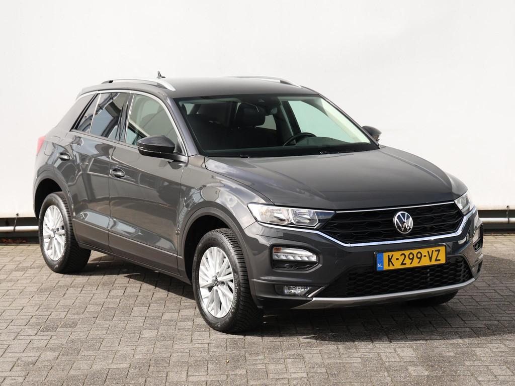 Volkswagen T-Roc 1.5 TSI Style Business 150 pk | Navigatie |, Voorwielaandrijving, Stof, 4 cilinders, 150 pk