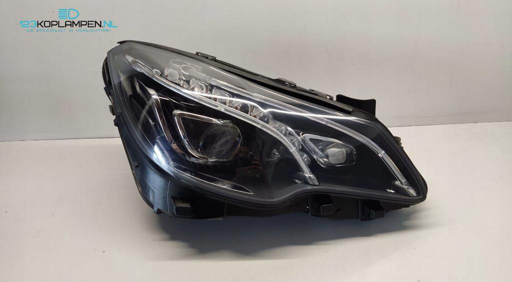 Mercedes E Klasse W207 Coupe Facelift Full Led koplamp  rech