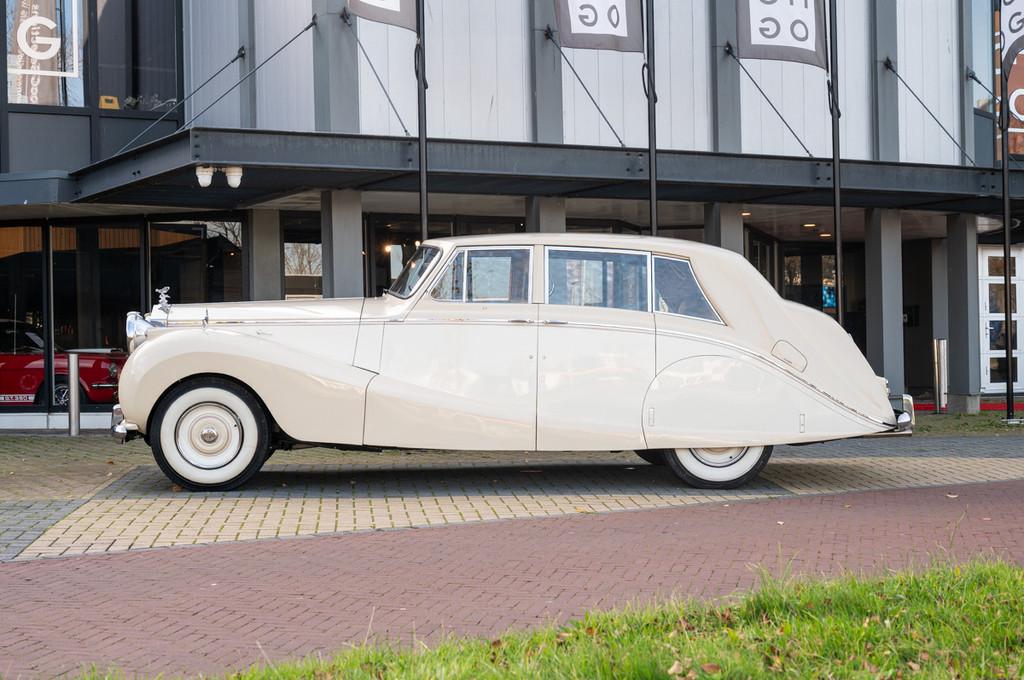 Rolls-Royce Silver Wraith Hooper LWB (bj 1954, automaat), Stof, Beige, Overige kleuren, Origineel Nederlands