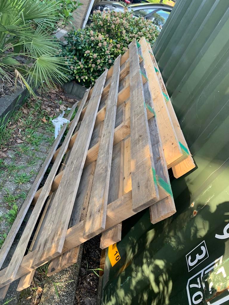 Gratis af te halen pallets, Ophalen, Gebruikt, 200 tot 250 cm, 50 mm of meer