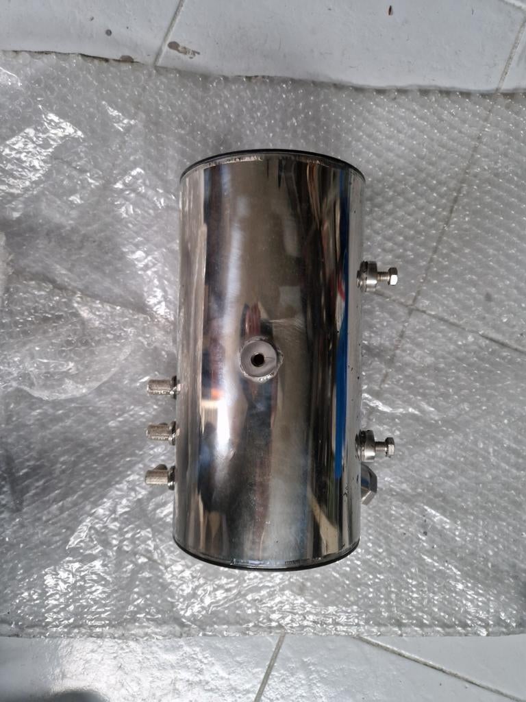 Ronde rvs olietank, Ophalen of Verzenden