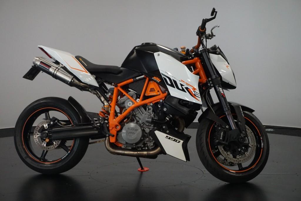 Ktm 990 Superduke R, Stallhofnerstraße 3, 5230 Mattighofen, Austria, Bedrijf, KTM AG, 999 cc