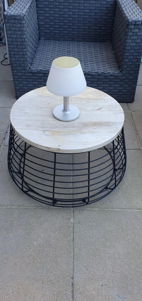 Zware tuintafel design, Ophalen, 50 tot 100 cm, Metaal, Minder dan 50 cm