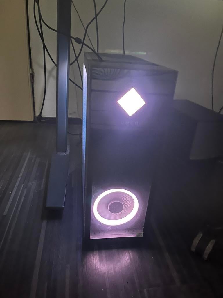 HP OMEN 30L Gaming PC–RTX 3080–i7-10700K–16GB RAM–Windows 11, Computers en Software, Desktop Pc's, Ophalen, Zo goed als nieuw