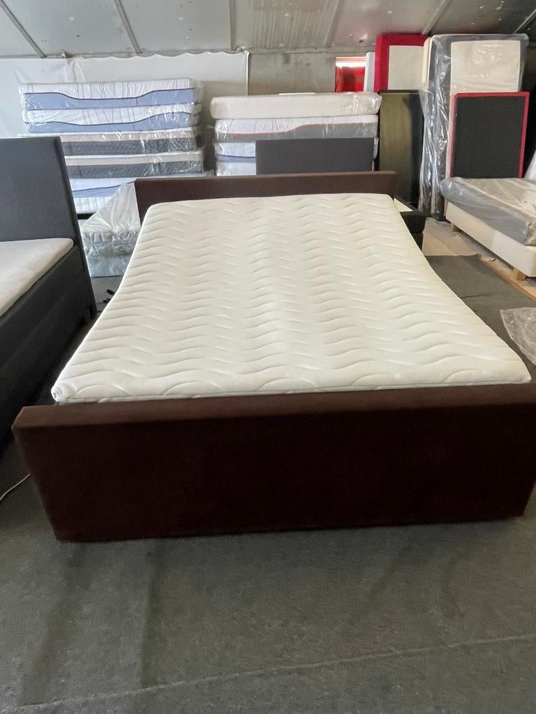 160x200 elektrisch Boxspring met topper en 2 matrassen, 210 cm, Zo goed als nieuw, 180 cm, Grijs