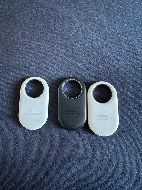 Drie Samsung Galaxy SmartTag2, Telecommunicatie, Mobiele telefoons | Toebehoren en Onderdelen, Ophalen of Verzenden