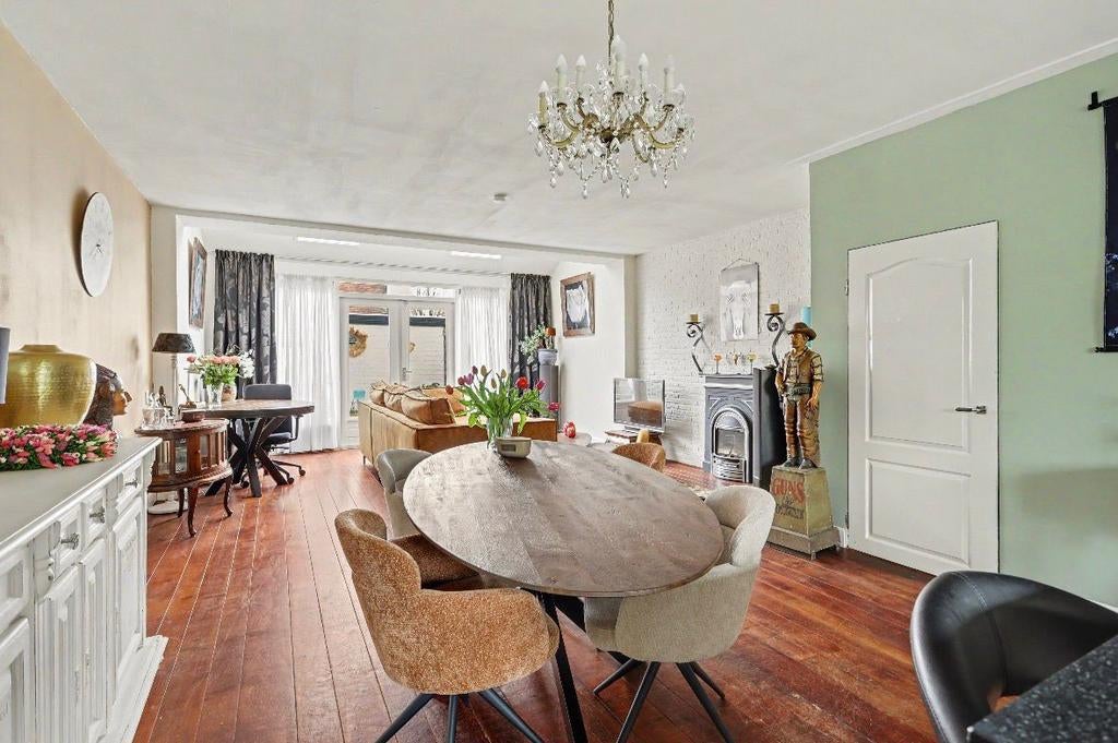 Ruime 5 kamer woning op ideale locatie, Huizen en Kamers, Woerden, Tot 200 m², 5 kamers, Utrecht