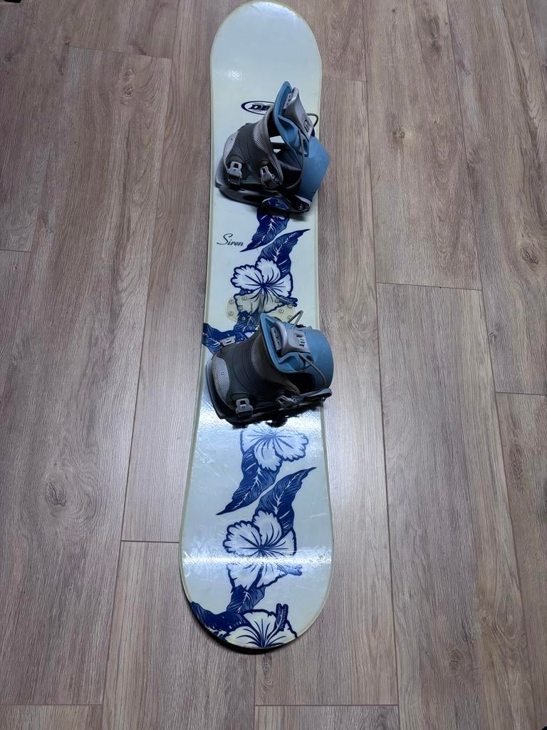 DMT Snowboard met Flow Bindingen - 147cm, Ophalen, Gebruikt, Board