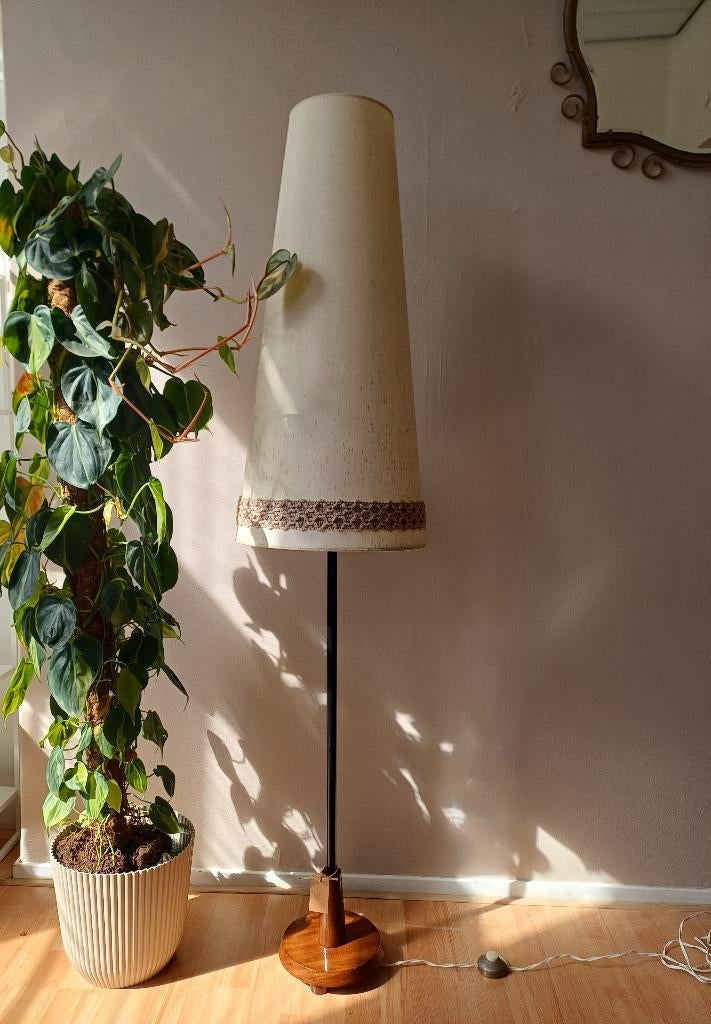 Prachtige Temde Leuchten Teak Vloerlamp - 1960, Huis en Inrichting, Lampen | Vloerlampen, Zo goed als nieuw, Stof, 150 tot 200 cm