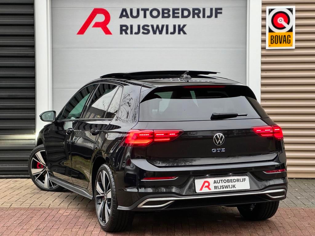 Volkswagen Golf 1.4 eHybrid GTE Pano/Matrix/Dodehoek, Auto's, 12 maanden, Gebruikt, Euro 6, 4 cilinders