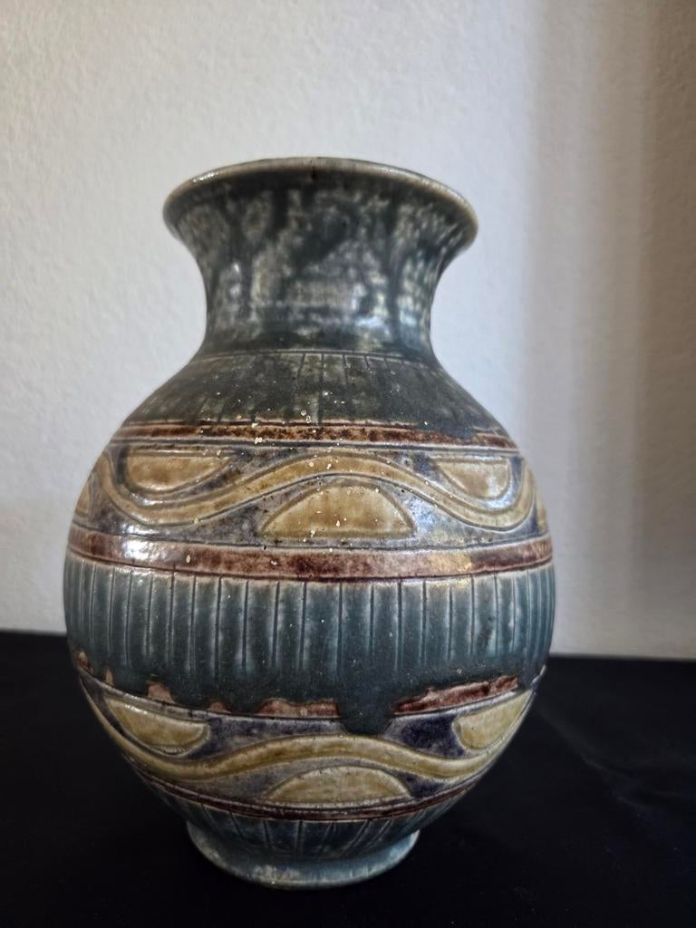 Oude vaas, Terraco Beesel " draak" keramiek made in Holland, Antiek en Kunst, Ophalen of Verzenden