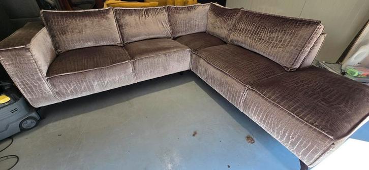 Croco velvet hoekbank champagne kleur, Huis en Inrichting, Banken | Bankstellen, Gebruikt, Hoekbank, Vierpersoons of meer, 250 tot 300 cm