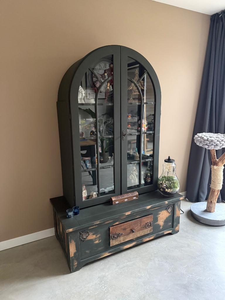Brocante vitrine kast, Gebruikt, 150 tot 200 cm, 25 tot 50 cm, Overige houtsoorten