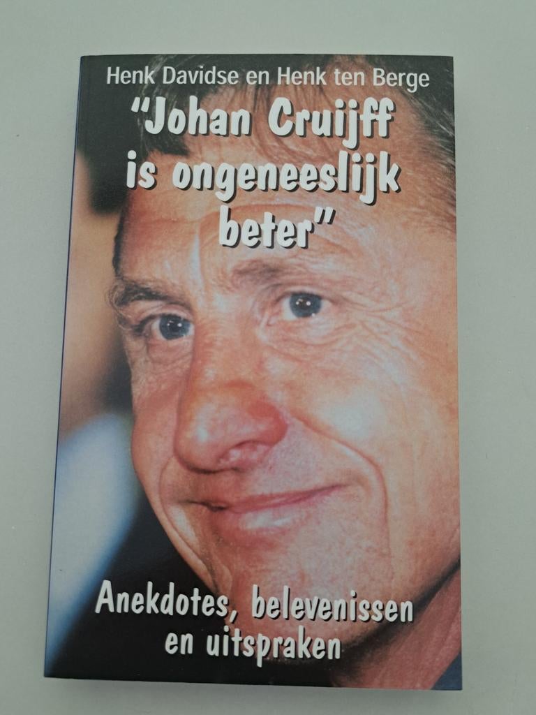 Johan Cruijff is ongeneeslijk beter - Boek, Ophalen of Verzenden