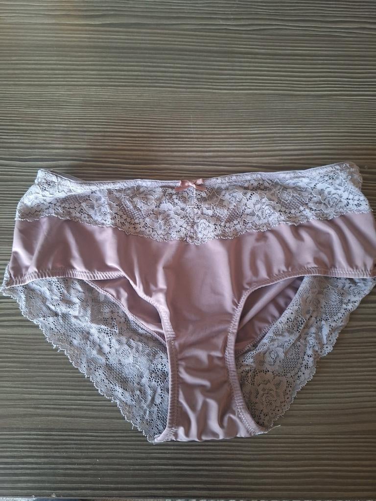 Leuk roze/wit kanten slipje, Ophalen of Verzenden, Roze, Slip