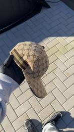 Gucci pet beige, Ophalen of Verzenden, Nieuw, 57 cm (M, 7⅛ inch) of minder, Pet