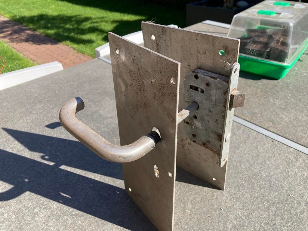 RVS slot buitenslot schuttingdeur, Ophalen of Verzenden, Zo goed als nieuw, Rvs, Slot