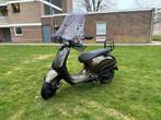 Vespa Sprint Speciaal kleur olijfgroen 8373km, Ophalen of Verzenden, Benzine