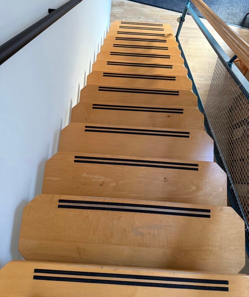 Traptreden massief beukenhout (14 stuks), Ophalen, Gebruikt, Trap, Minder dan 2 meter