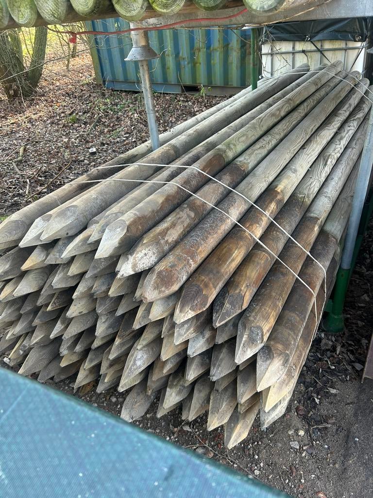 Ronde geïmpregneerde punt palen, Tuin en Terras, Palen, Balken en Planken, Ophalen, Zo goed als nieuw, 250 cm of meer, Palen