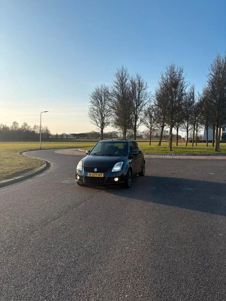 Suzuki swift sport. Nieuwe apk, Auto's, Suzuki, Particulier, Swift, Benzine, Hatchback, Handgeschakeld, Zwart, Voorwielaandrijving