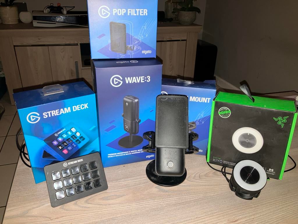 Streamer setup Razer camera, Elgato microfoon en streamdeck, Ophalen, Gebruikt, Microfoon
