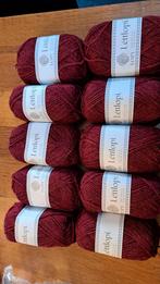 Léttlopi IJslandse wol - 10 bollen bordeauxrood, Ophalen of Verzenden, Geen idee, Geen idee, Geen idee