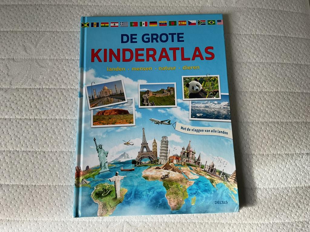 Kinderatlas, Ophalen of Verzenden, Zo goed als nieuw