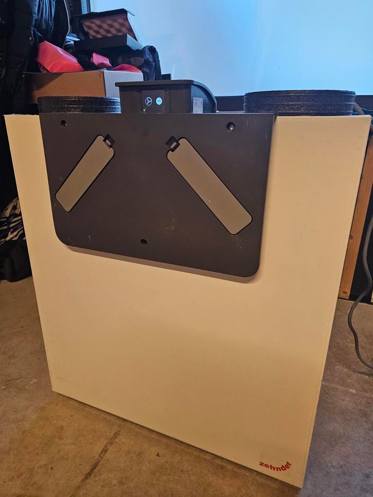 Woonhuis ventilatie WTW Zehnder comfoair e300 Links, Doe-het-zelf en Verbouw, Ophalen, Zo goed als nieuw