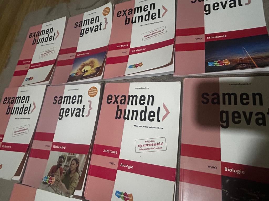 Examenbundels & samengevat vwo; nk, sk, bio, wis B, en, fr, Ophalen of Verzenden, Zo goed als nieuw, VWO, Biologie