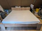 Tweepersoons steigerhouten bed incl. Beter Bed bodems, Ophalen, Gebruikt, Bruin, Tweepersoons