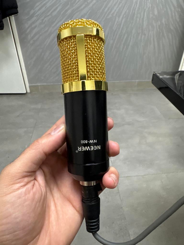 Neewer NW-800 Condensator Microfoon Goud Zwart, Ophalen, Gebruikt, Studiomicrofoon