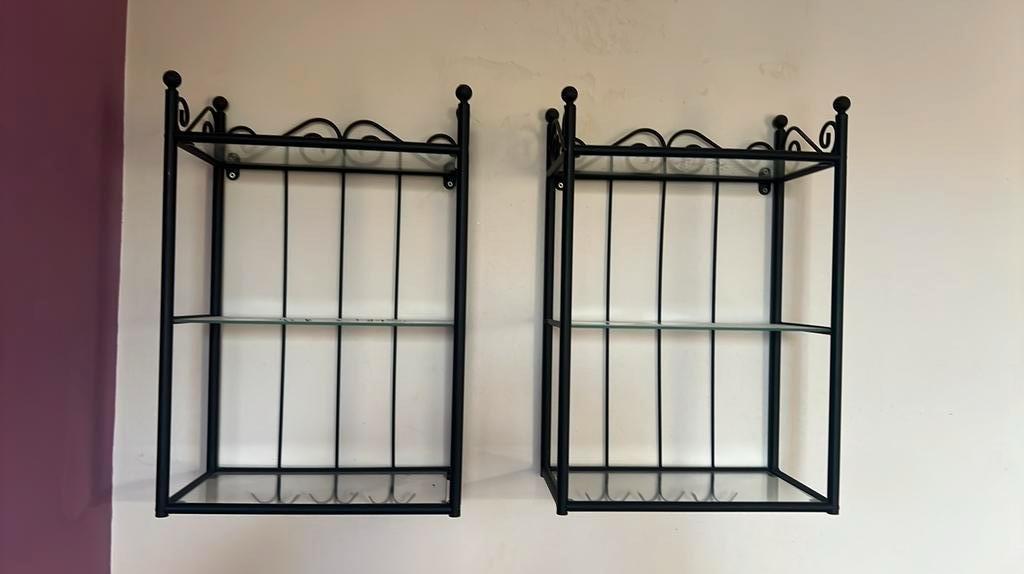 2x wandkastje, Huis en Inrichting, Woonaccessoires | Wandplanken en Boekenplanken, Ophalen, Zo goed als nieuw
