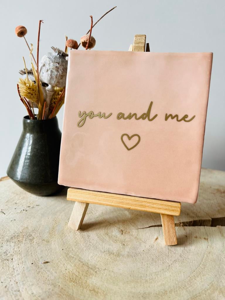 Uniek tegeltje ‘you and me’ oud rose/goud 10x10cm, Ophalen of Verzenden, Nieuw