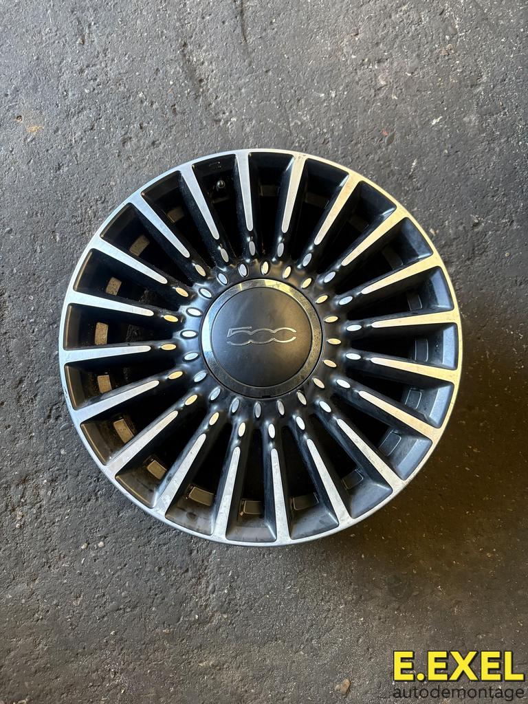 Aluminium sportvelg Fiat 500 (312) vanaf 2013 2stk voorraad, Auto-onderdelen, Banden en Velgen, Gebruikt, -, Ophalen of Verzenden