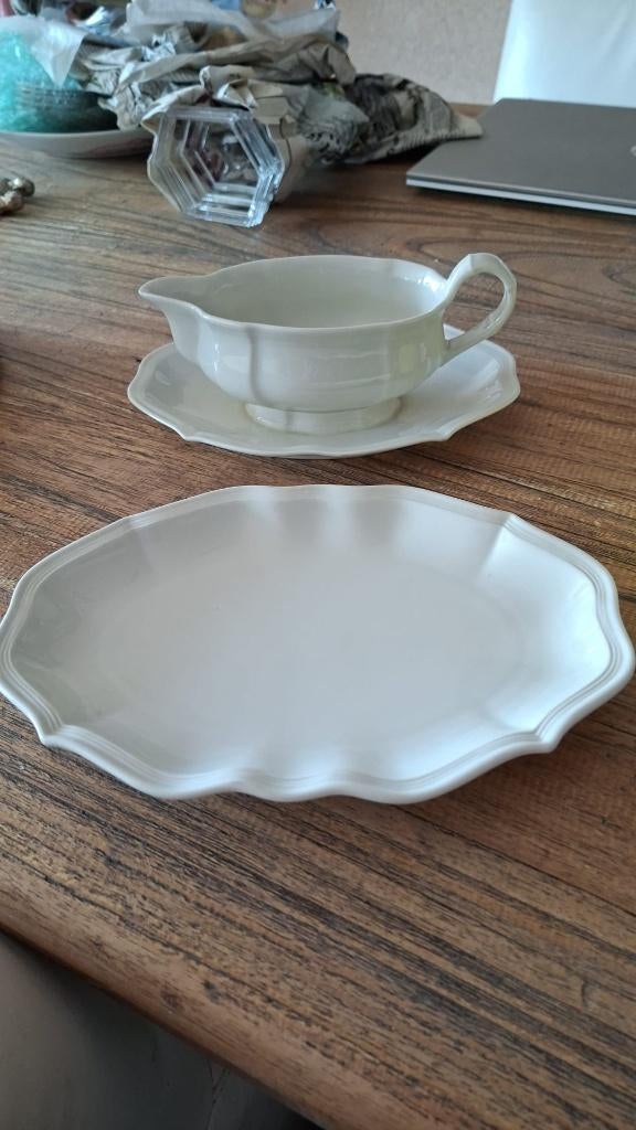 Villeroy&Boch schaal en sauskom, Ophalen of Verzenden, Zo goed als nieuw