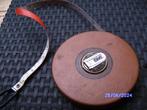 Opdraaibare meetlint bandmeter merk Ahrend genummerd oud, Antiek en Kunst, Ophalen of Verzenden