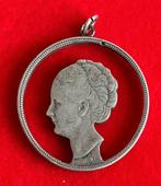 Hanger met uitgesnede rijksdaalder Wilhelmina, Postzegels en Munten, Ophalen, Zilver, Koningin Wilhelmina, Losse munt