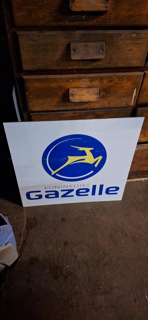 Gazelle reclame plaat kunstof, Verzamelen, Merken en Reclamevoorwerpen, Ophalen, Gebruikt, Reclamebord