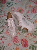 Dames schoenen., Ophalen of Verzenden, Zo goed als nieuw, Wit, Sneakers of Gympen