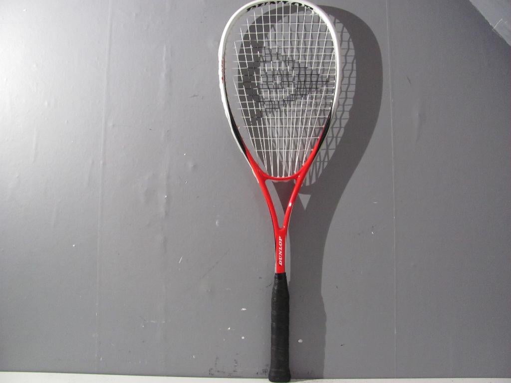 squash racket van Dunlop blaze 50 214gr bespannen gewicht, Sport en Fitness, Squash, Ophalen of Verzenden, Zo goed als nieuw, Racket
