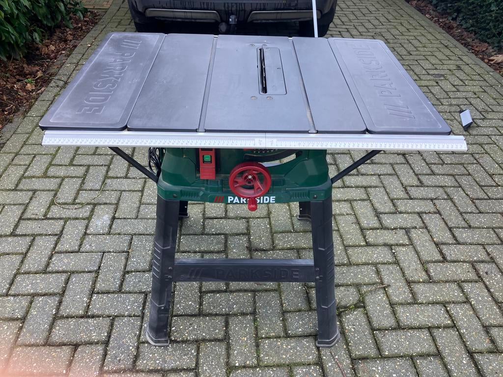 Zaagtafel Parkside, Doe-het-zelf en Verbouw, Gereedschap | Zaagmachines, Ophalen, Cirkelzaag, 70 mm of meer, Zo goed als nieuw